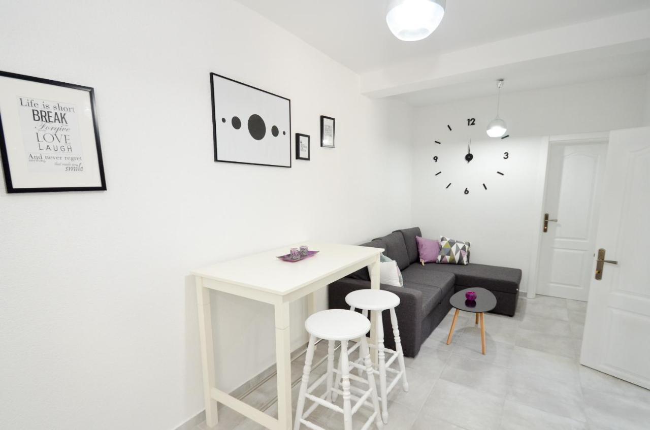 Bay View Apartments โกตอร์ ภายนอก รูปภาพ
