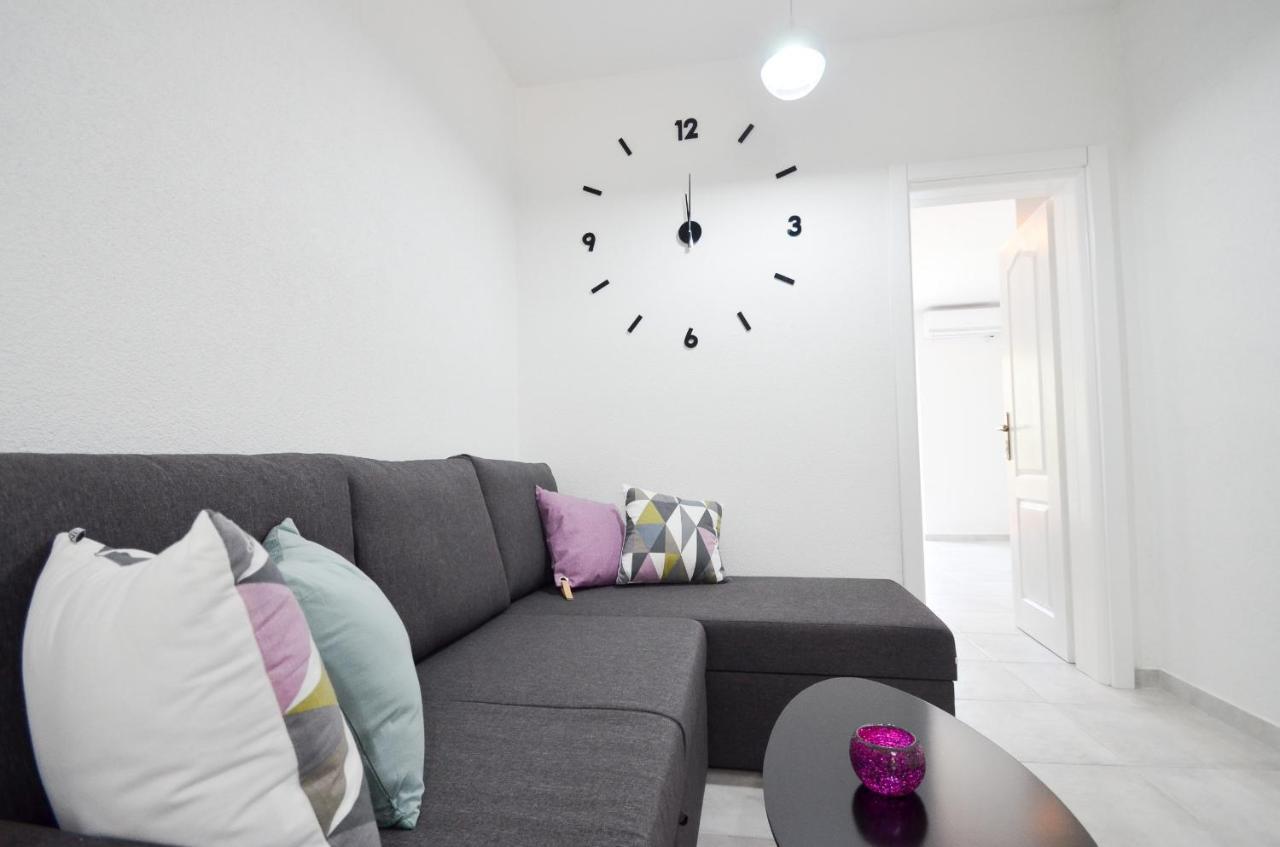 Bay View Apartments โกตอร์ ภายนอก รูปภาพ